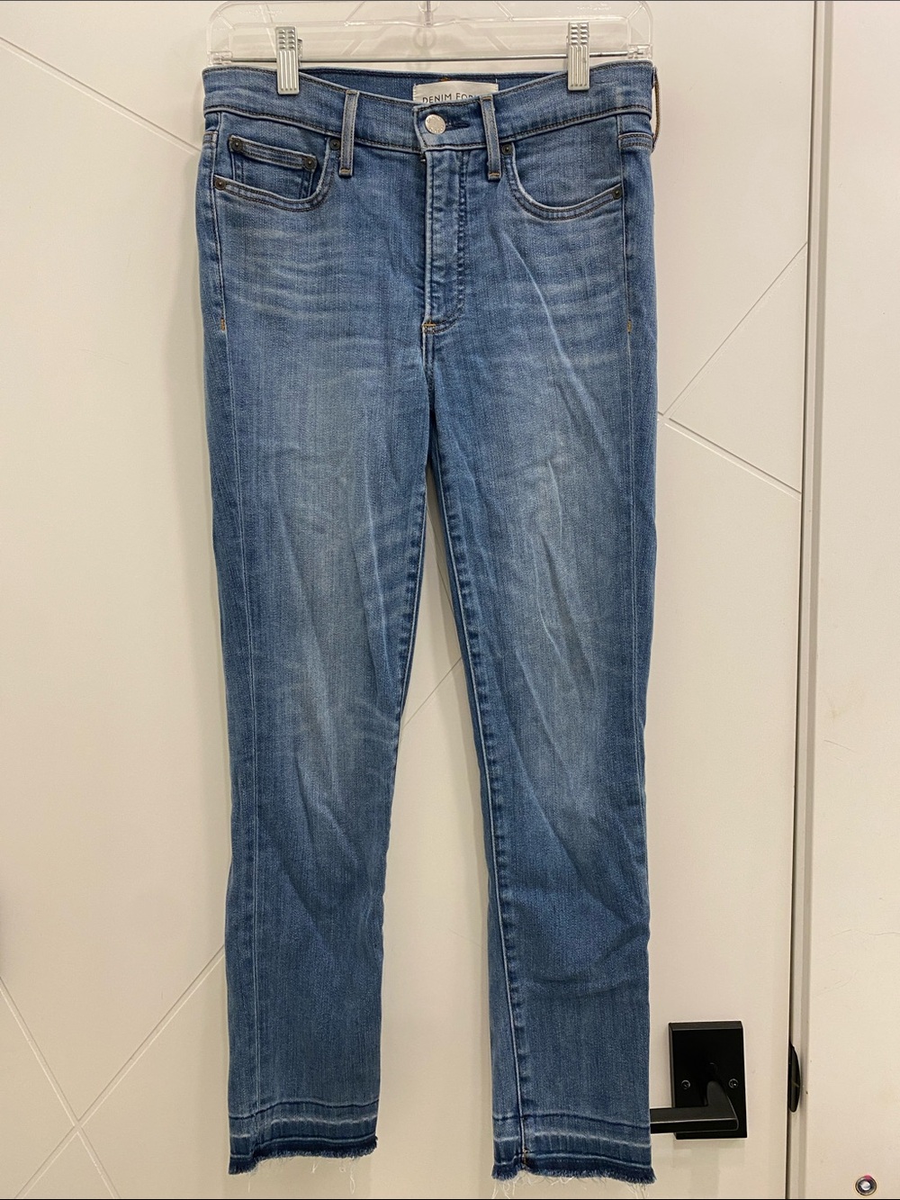 Denim Forum Nico Mid Rise Skinny Crop Jeans Women’s Size 27 Stretchy